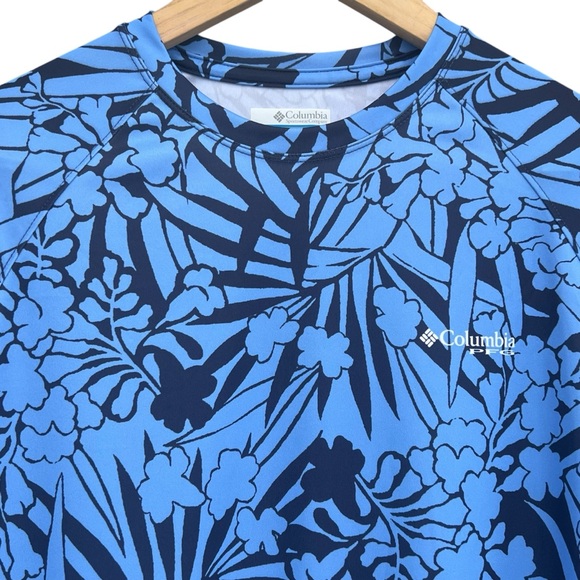 Columbia - PFG Super Tidal Tee - Size M - Picture 3 of 10